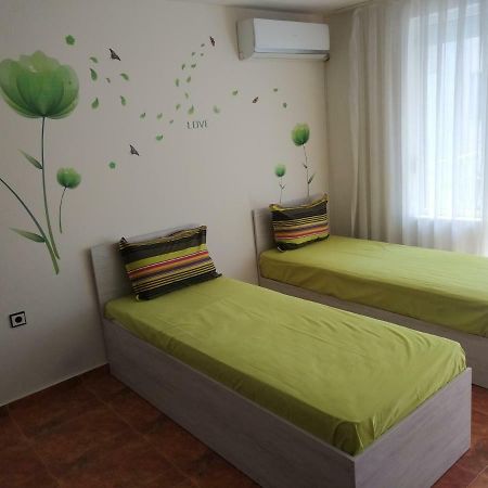 Downtown Studio Apartment Varna Ngoại thất bức ảnh