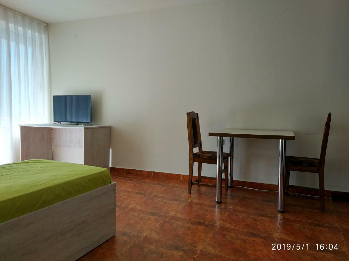 Downtown Studio Apartment Varna Ngoại thất bức ảnh